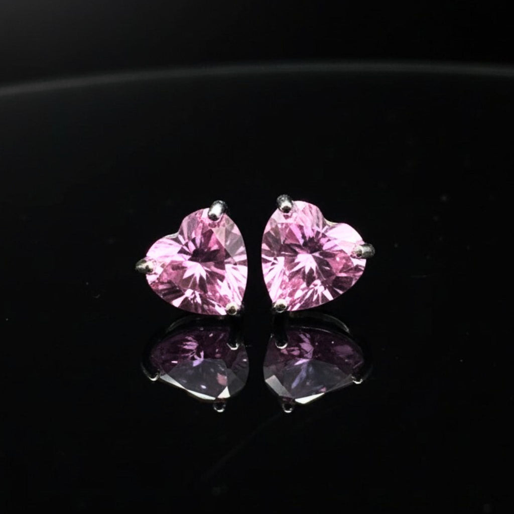 ÉCLATINE Classic Heart Stud Earrings | 6.5mm / 8mm