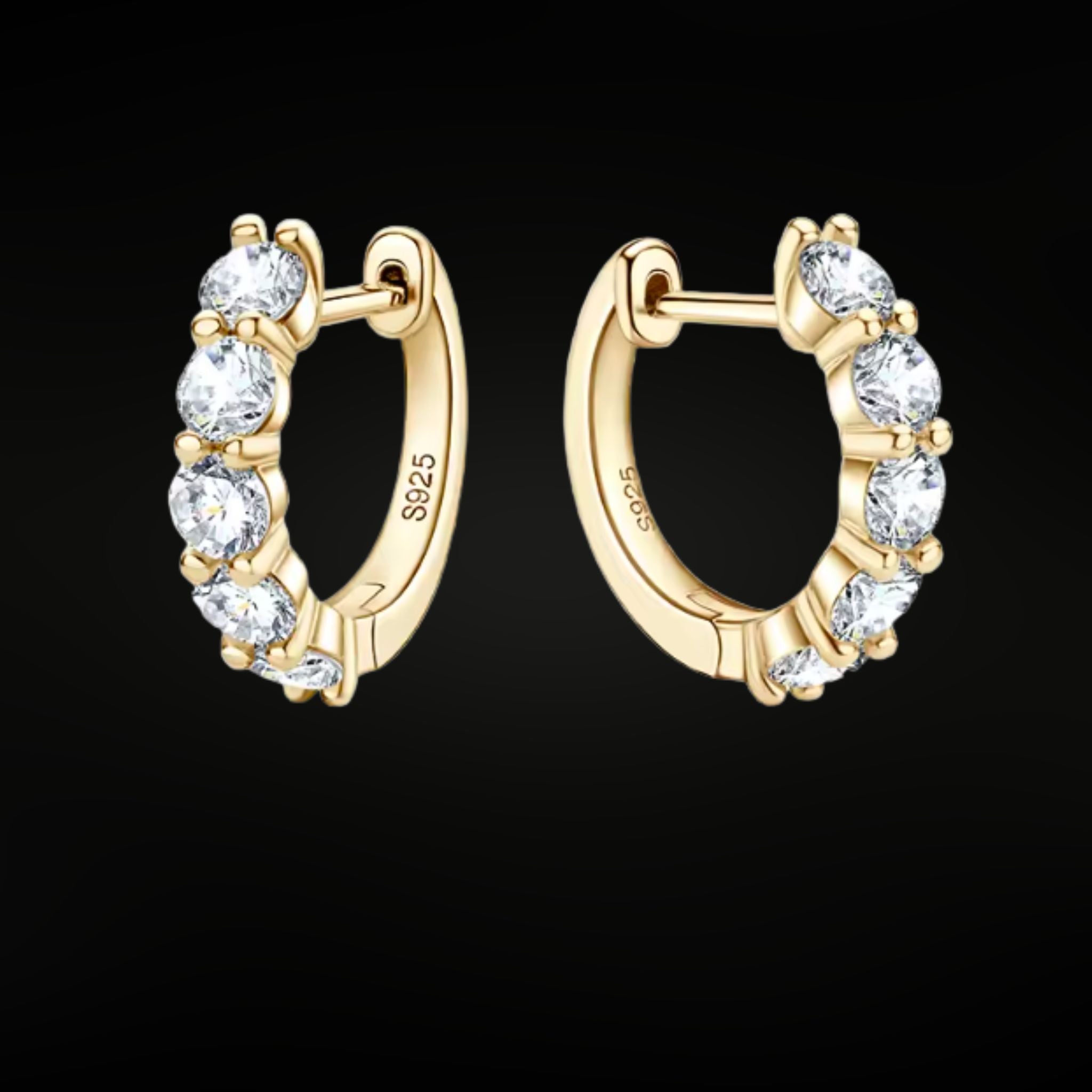 ÉCLATINE  Everyday Essential – Moissanite Huggie  Earrings