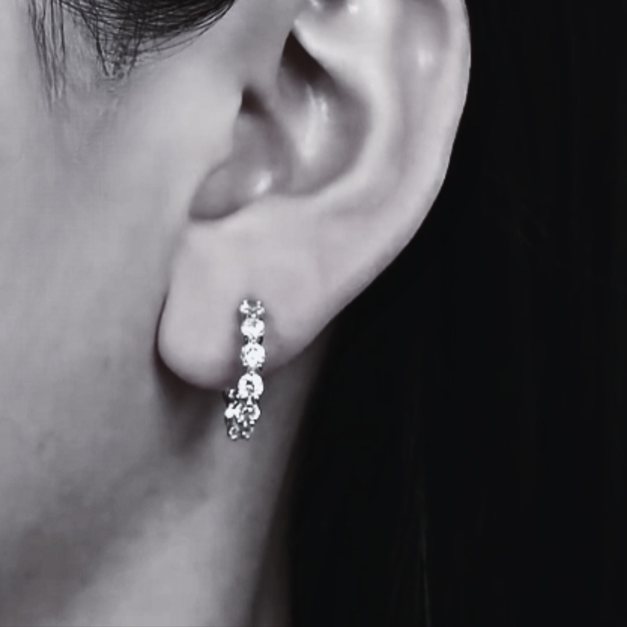 🎁Grand Opening Special | ÉCLATINE Inside-Out Moissanite Hoop Earrings (925 Sterling Silver · White/Yellow Gold Plated)