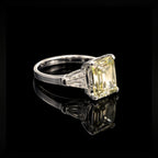 ÉCLATINE Made | 4CT LUMIÈRE Signature Ring | Emerald Cut