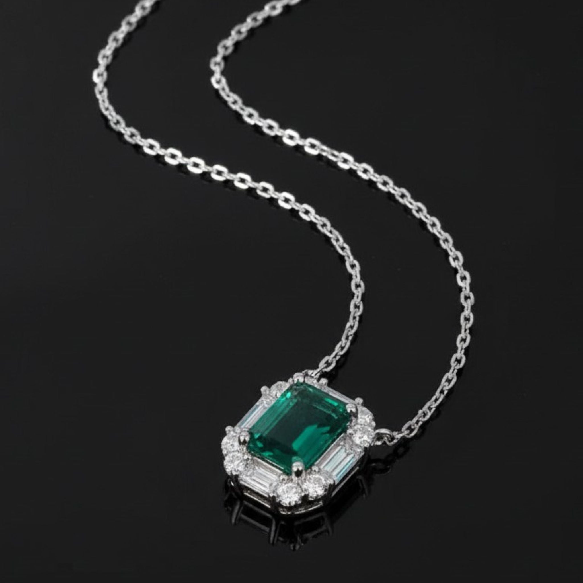 ÉCLATINE The Royal Green Set | Necklace, Earrings