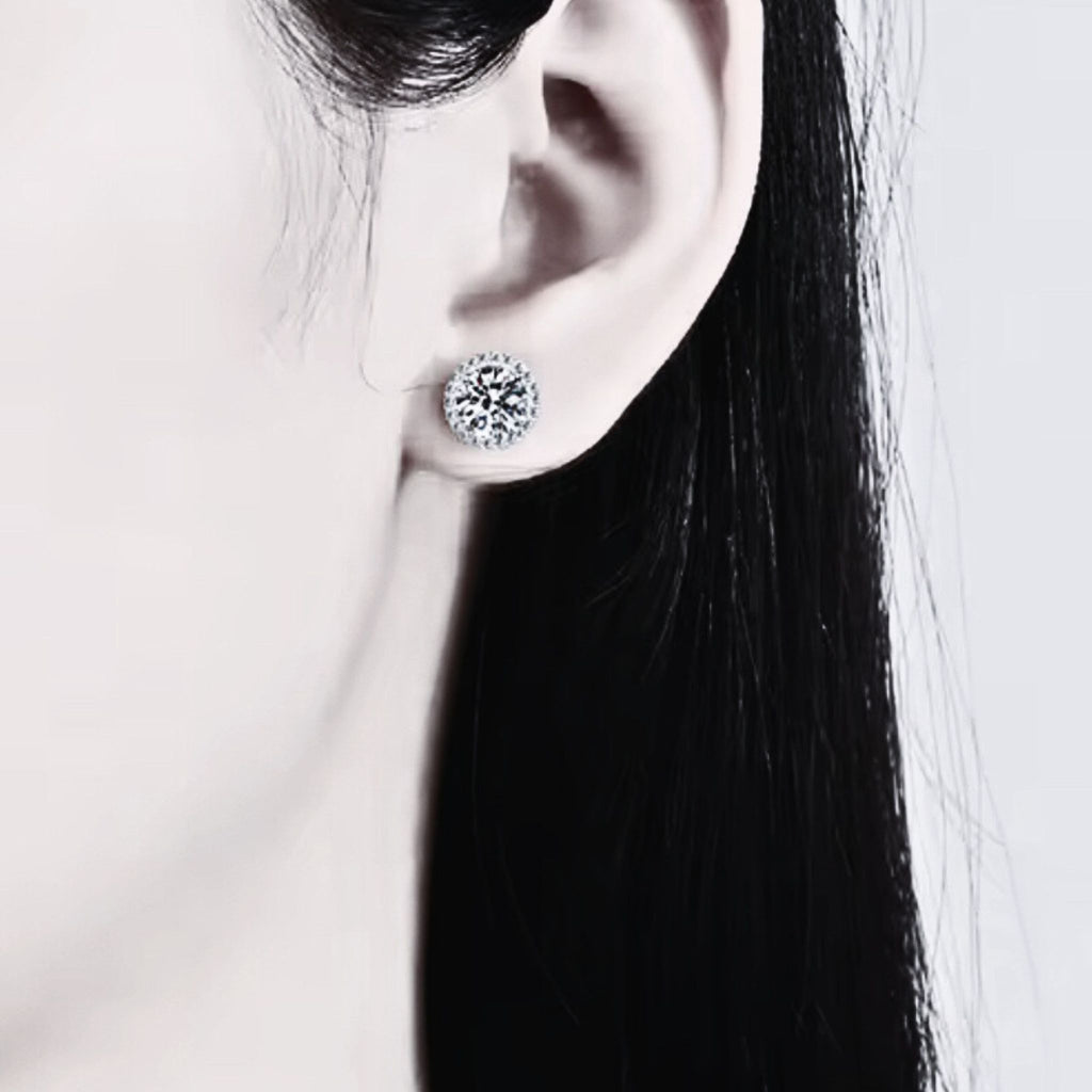 ÉCLATINE 1.0CT Halo Moissanite Stud Earrings