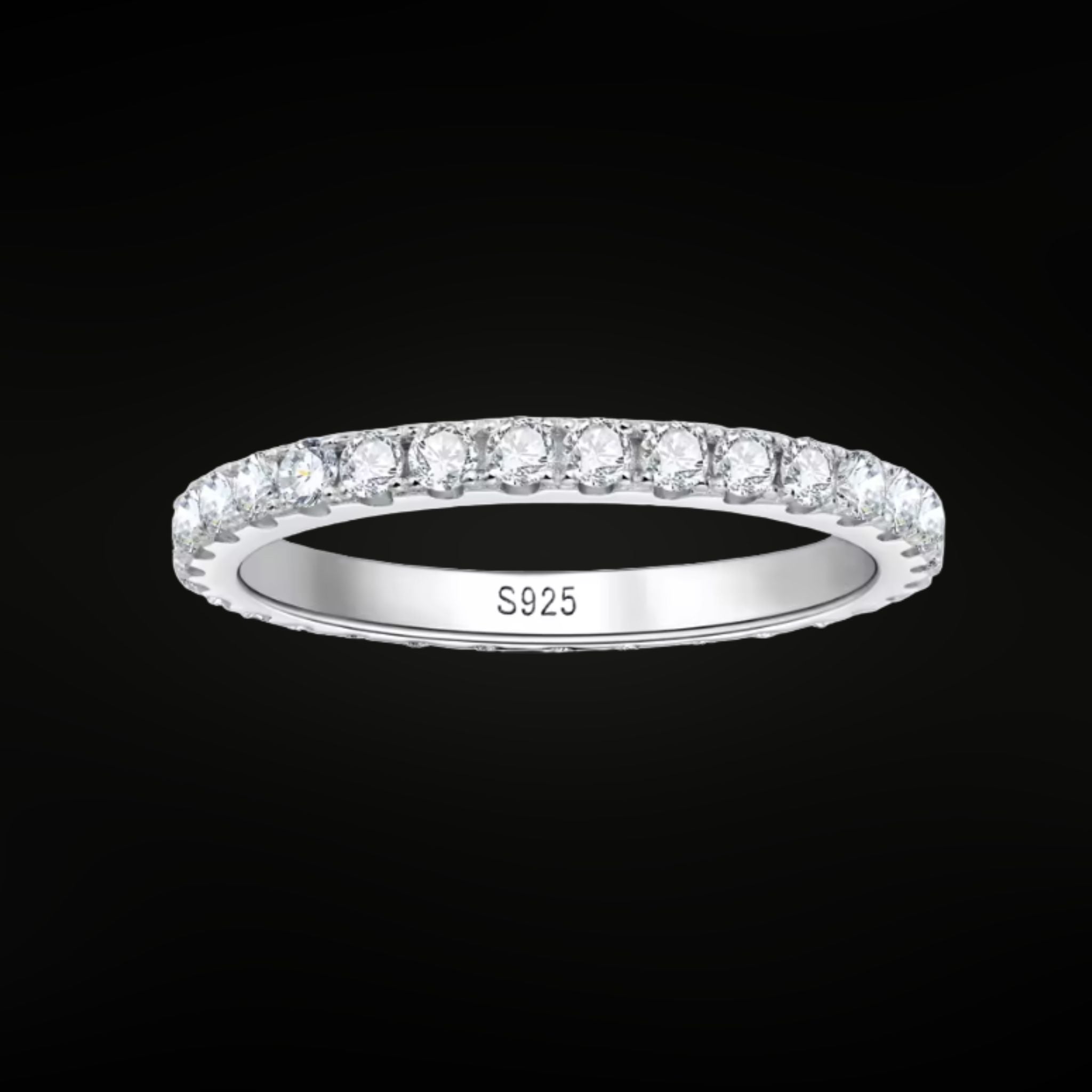 ÉCLATINE  2mm Full Pavé Moissanite Wedding Guard Ring