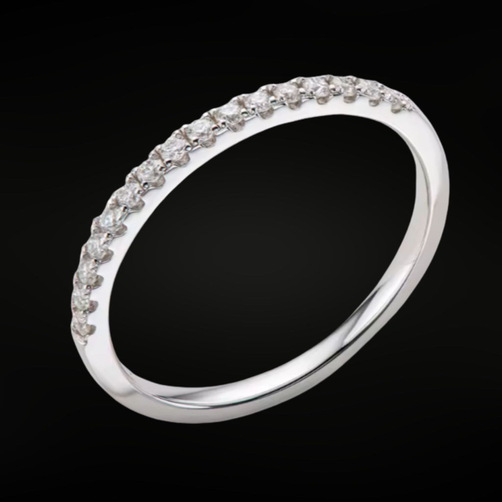 ÉCLATINE Half Pavé Moissanite Wedding Band (925 Silver)