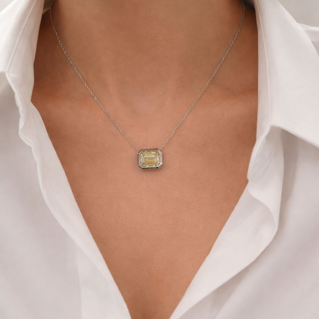 ÉCLATINE Made | 4CT LUMIÈRE Signature Bezel Necklace
