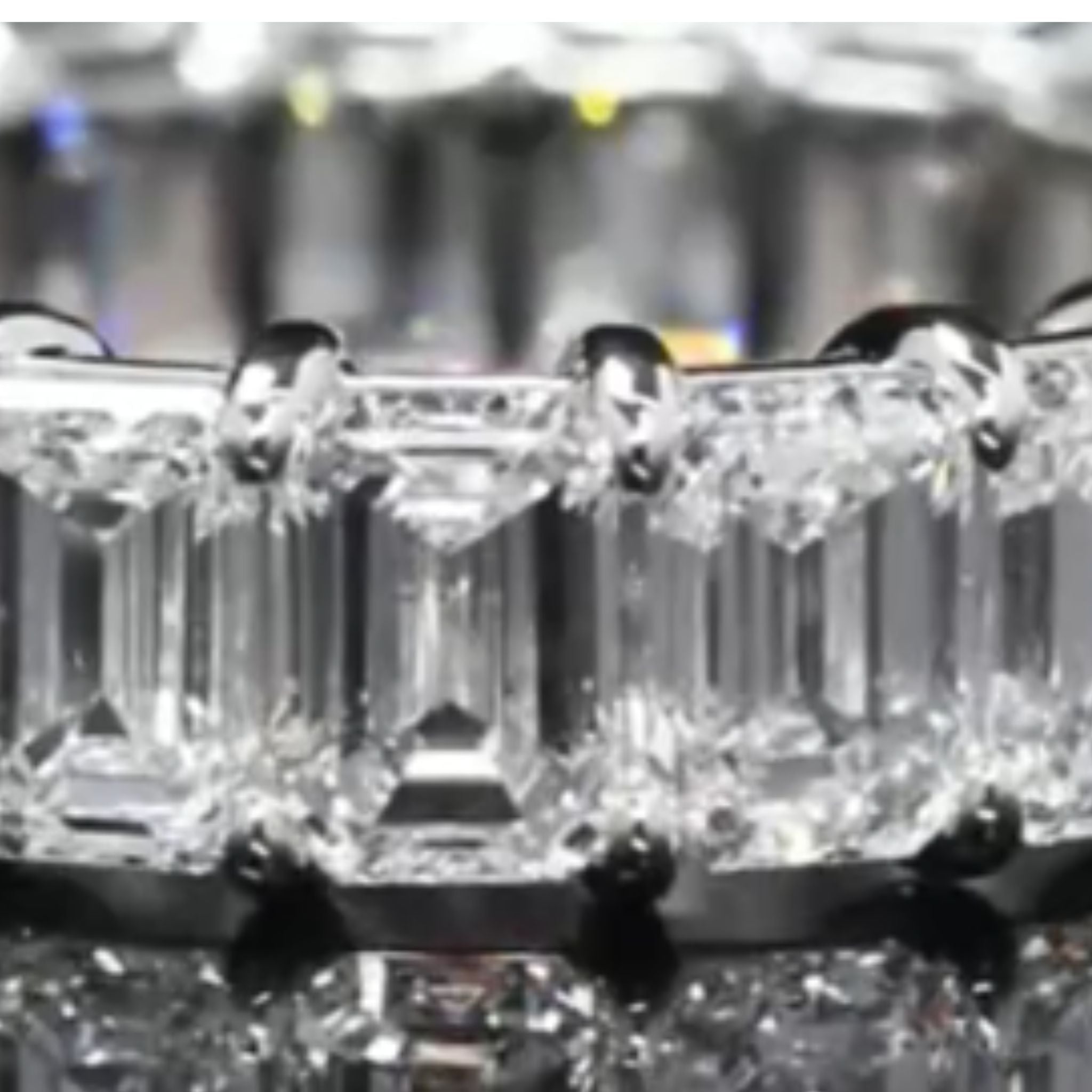 ÉCLATINE Signature Baguette Eternity Band