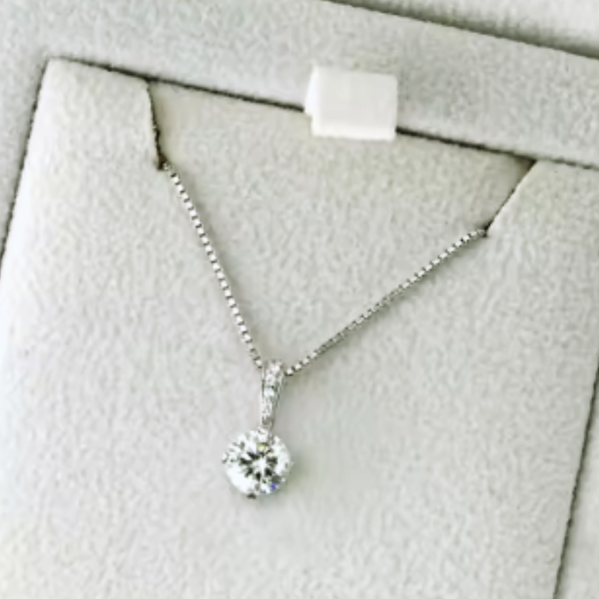 ÉCLATINE Box Chain 2 ct Moissanite Necklace