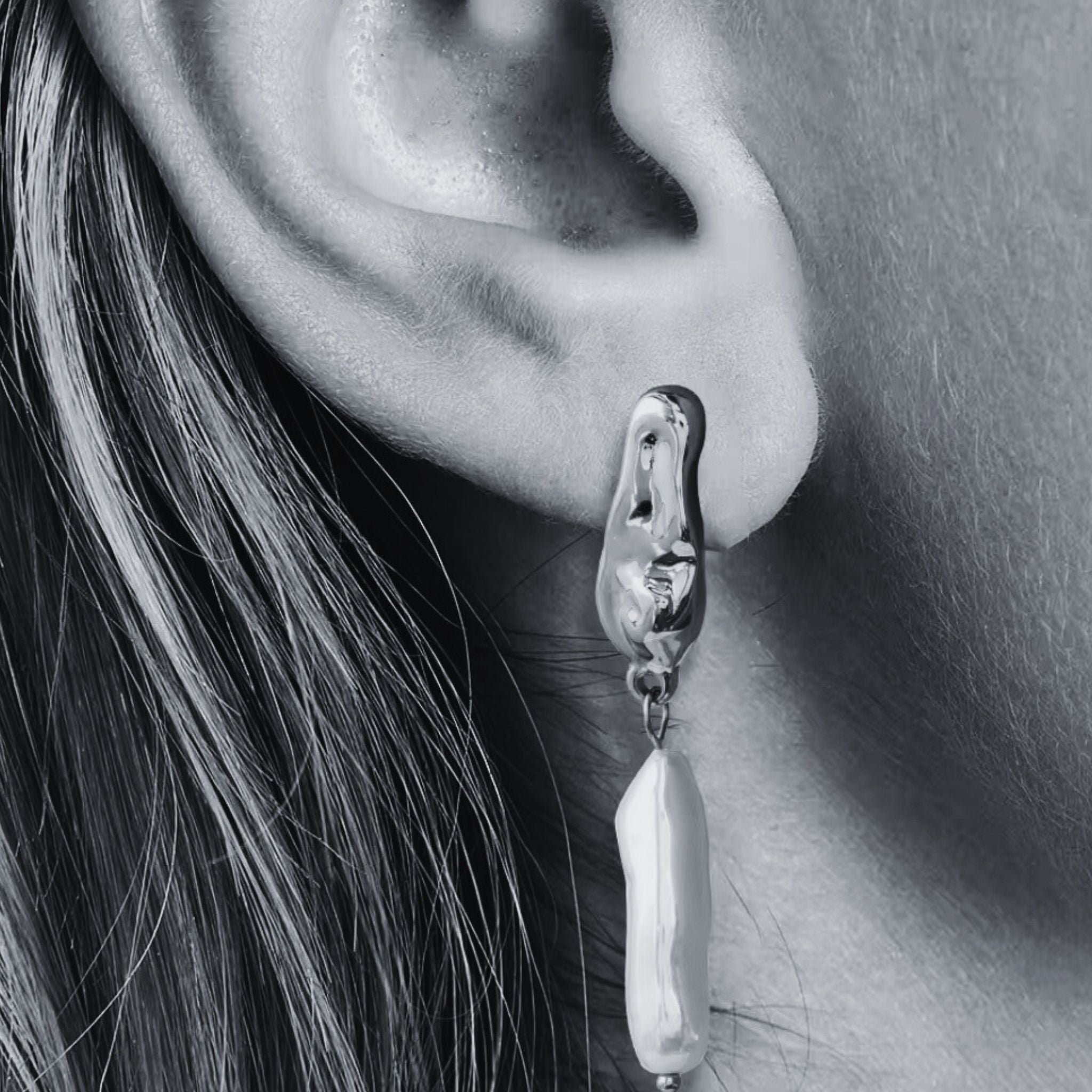 ÉCLATINE SoHo Baroque Drop Earrings