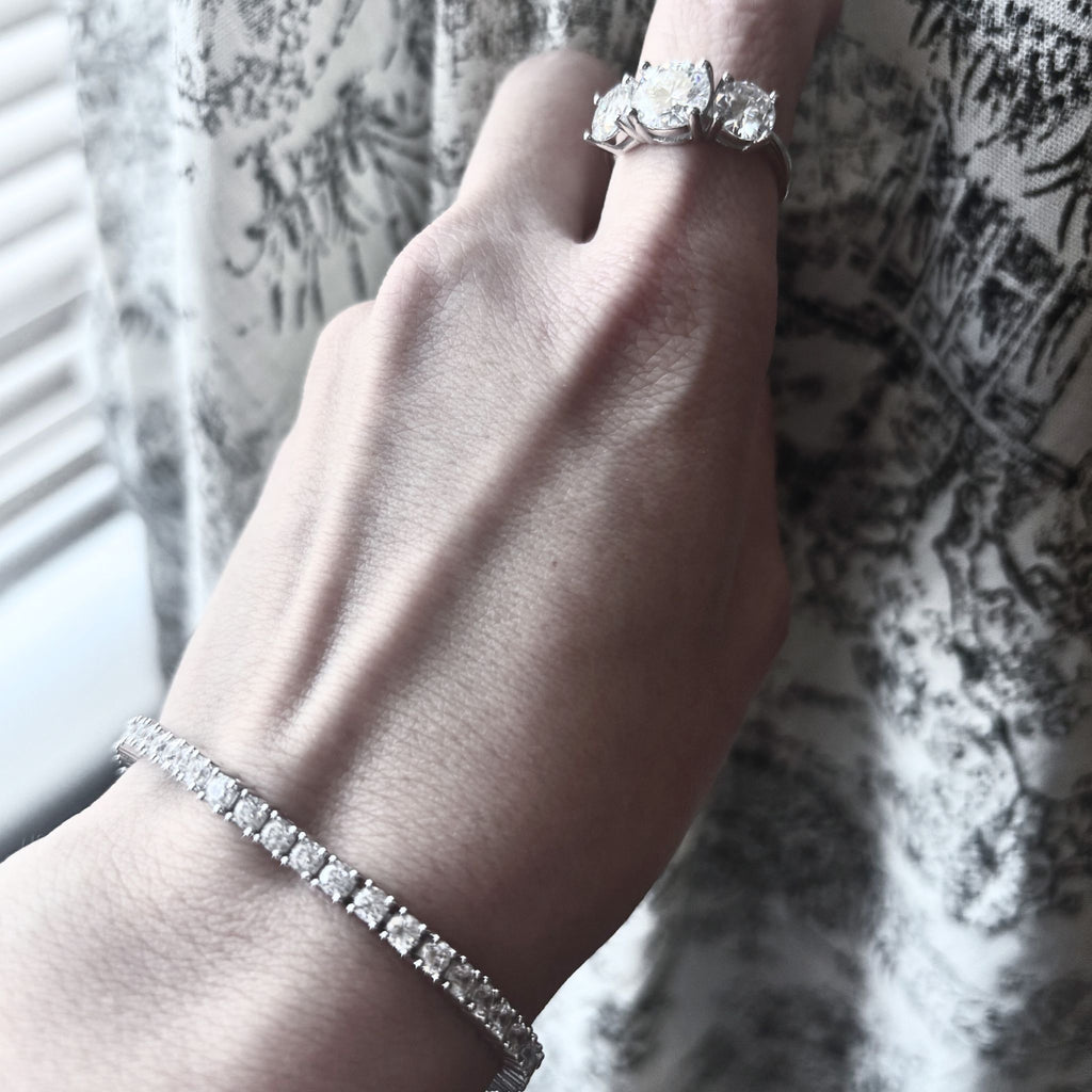 ÉCLATINE Trinity 3-Stone Engagement Ring