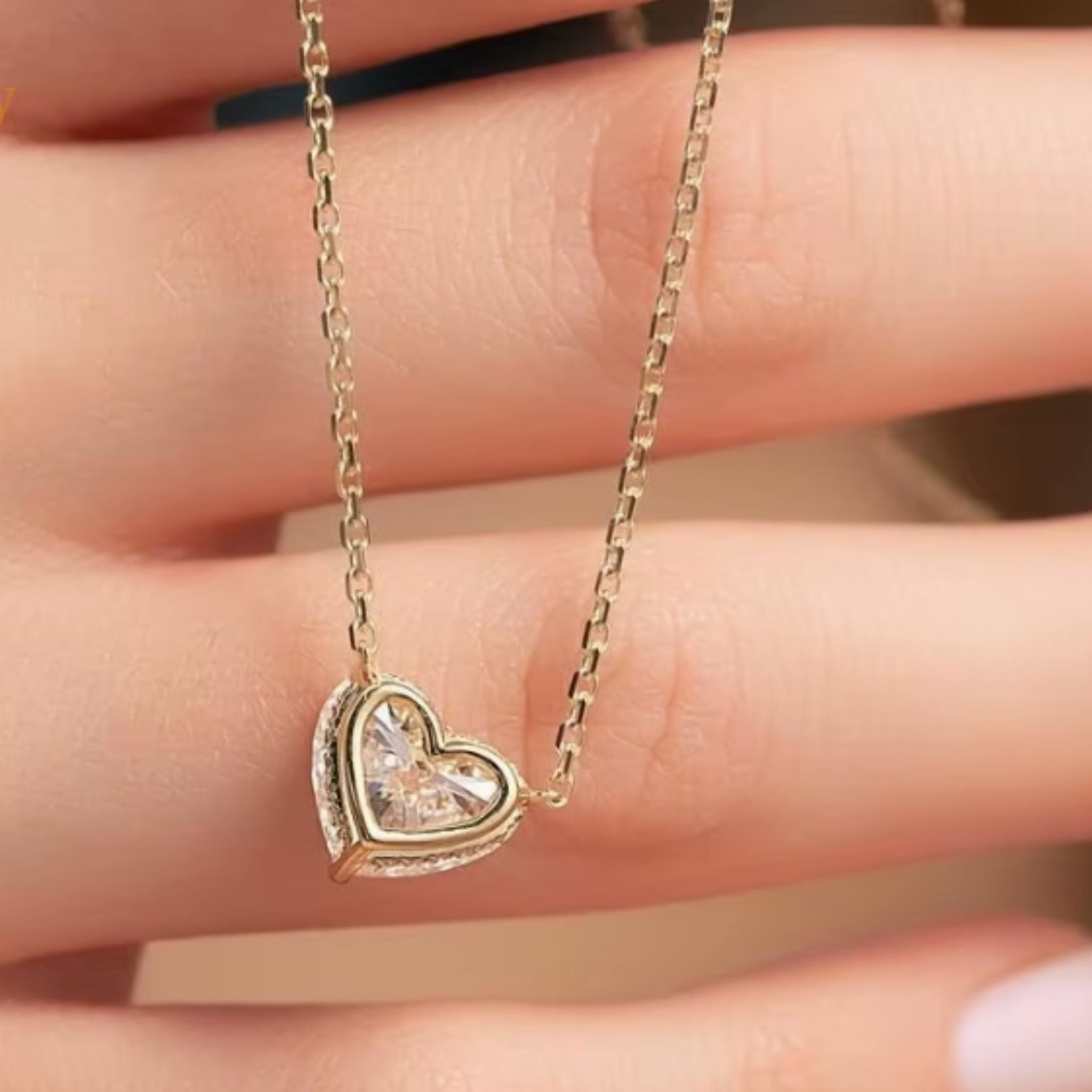 ÉCLATINE | Heart Solitaire Necklace