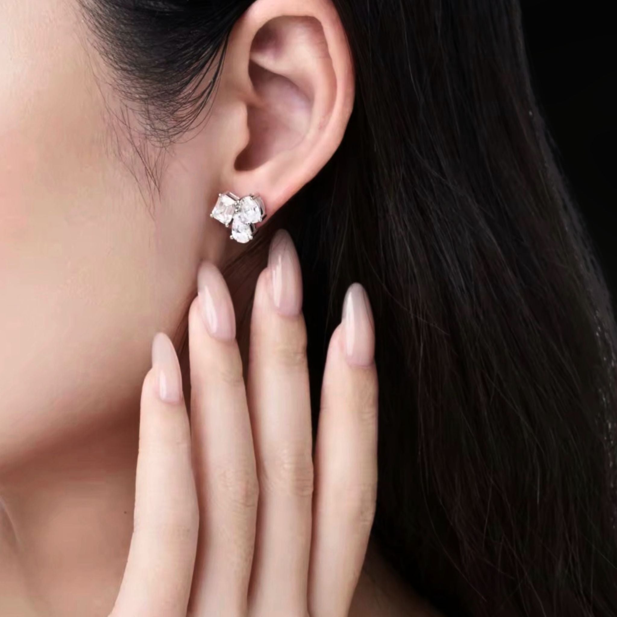 ÉCLATINE Signature Three-Stone Stud Earrings