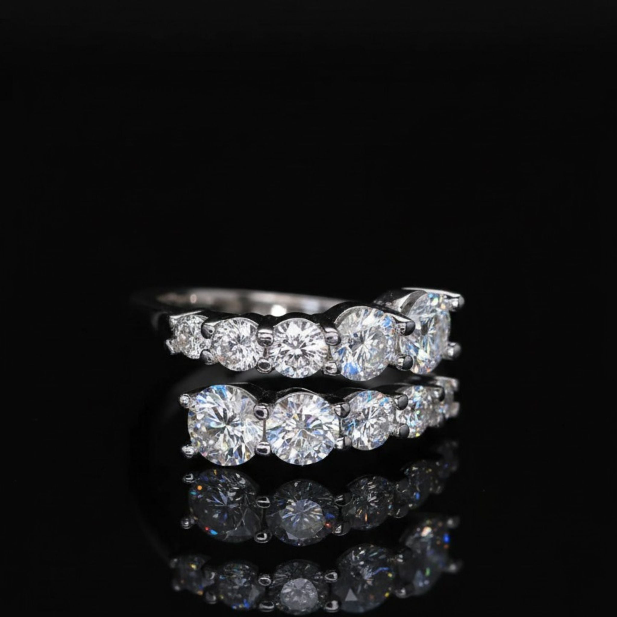 ÉCLATINE Arc Brilliance Multi-Row Ring