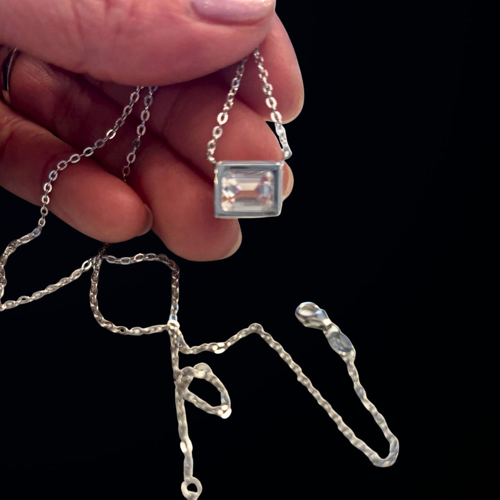 •The East-West Emerald Cut Necklace | 11*9 mm (approx. 4ct)
