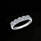 ÉCLATINE 5-Stone Moissanite Band Ring (925 Silver · White Gold Plated)