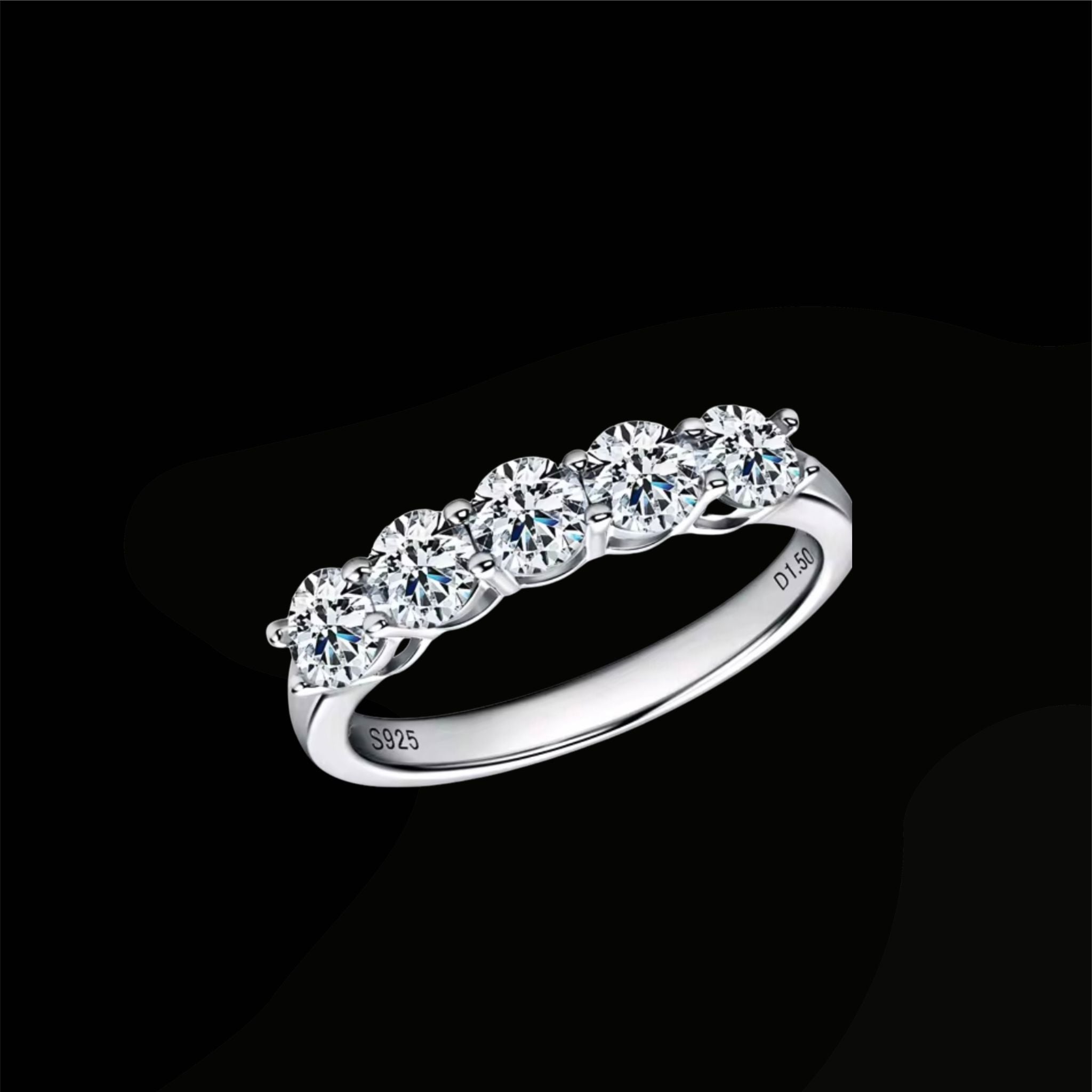 ÉCLATINE 5-Stone Moissanite Band Ring (925 Silver · White Gold Plated)