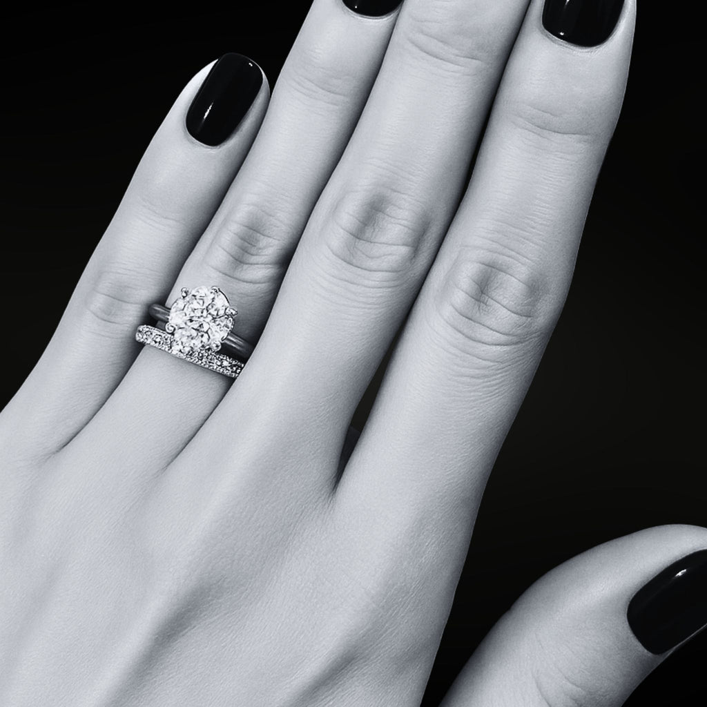 ÉCLATINE Half Pavé Moissanite Wedding Band (925 Silver)