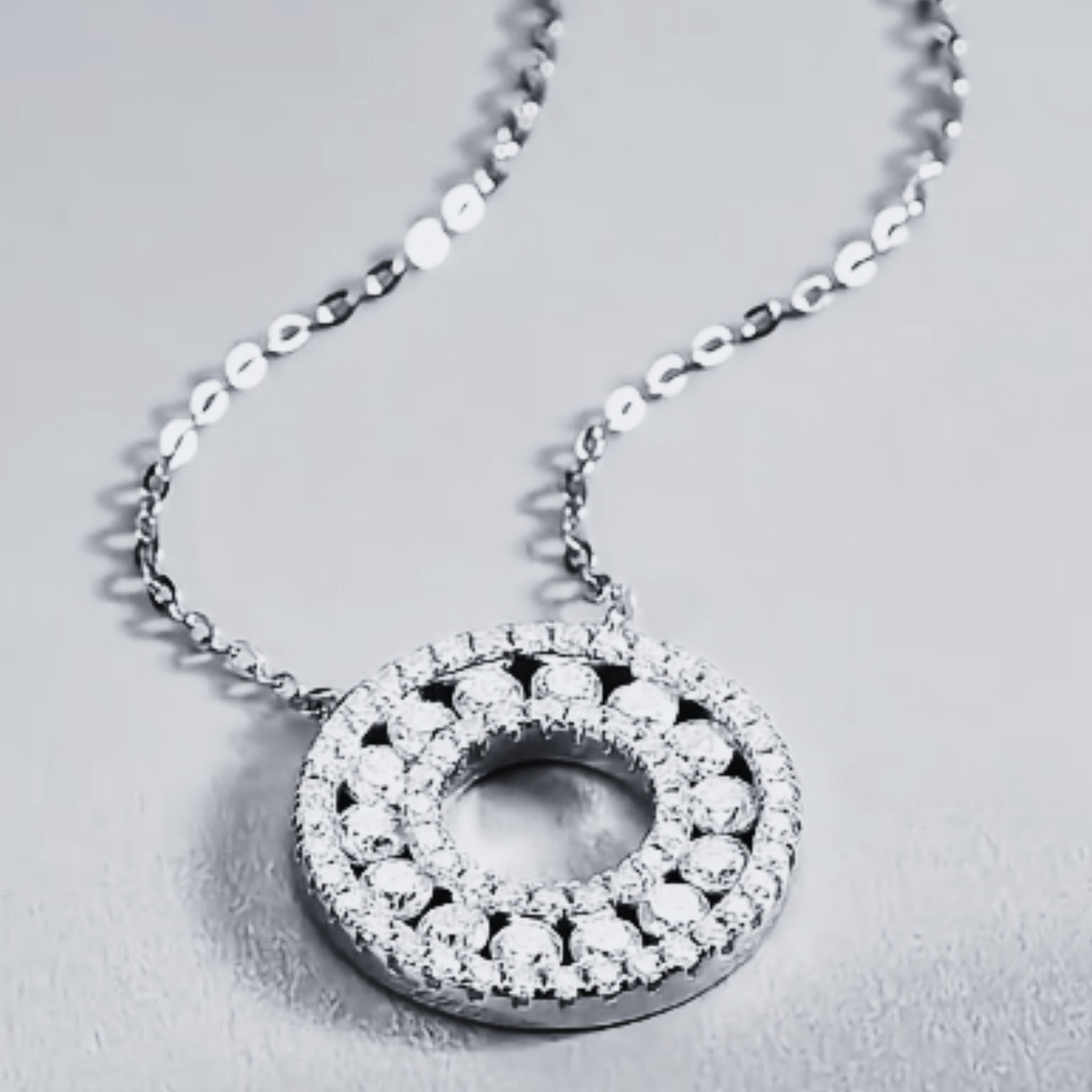 ÉCLATINE Love Open Circle Pendant Necklace (925 Silver · White Gold Plated)