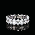 ÉCLATINE Signature Oval Eternity Band