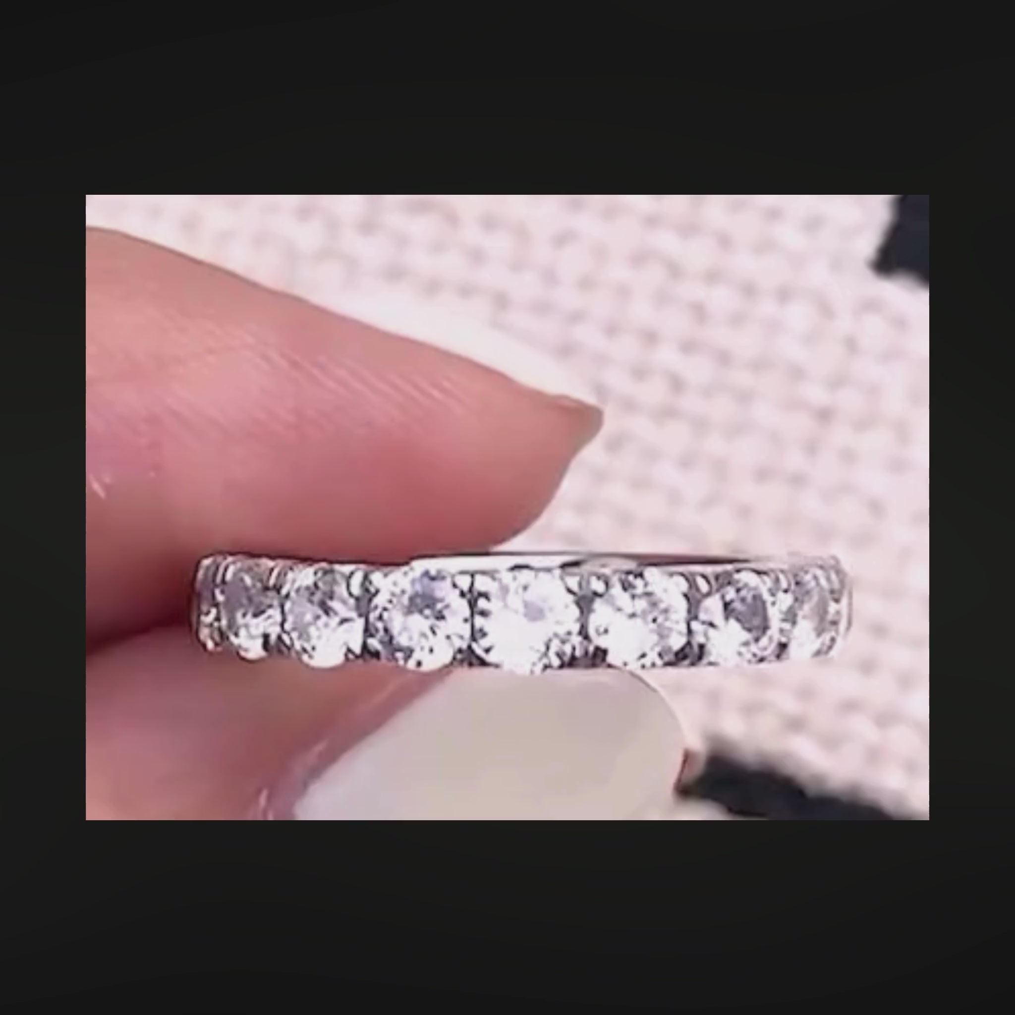 ÉCLATINE  Eternal Lumière Band | 3 mm D Color VVS Moissanite Full Eternity