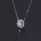 ÉCLATINE Quiey Luxury Halo Moissanite Pendant Necklace (1.0ct | 925 Silver)