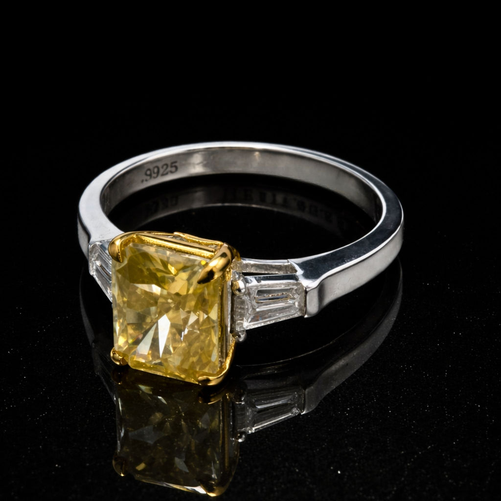 ÉCLATINE Made | 3CT LUMIÈRE Signature Ring | Radiant Cut